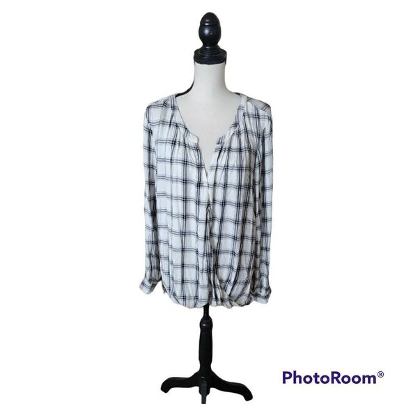 A.N.A. White and Blue Plaid Blouse with Split Neck. Size 3X. - Picture 1 of 7